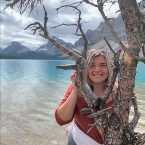 Meet your Posher, Ashley
